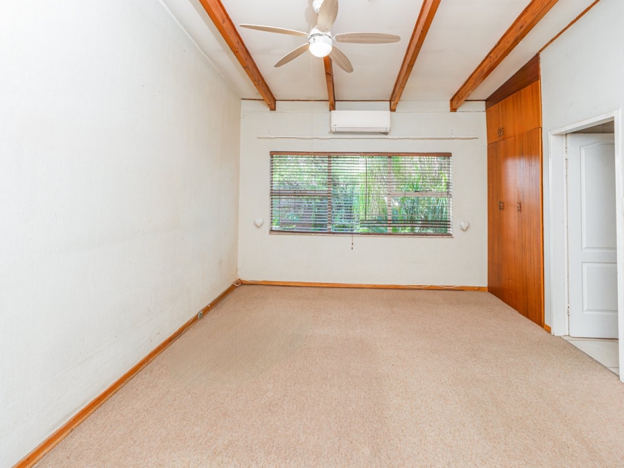 4 Bedroom Property for Sale in Ifafi North West